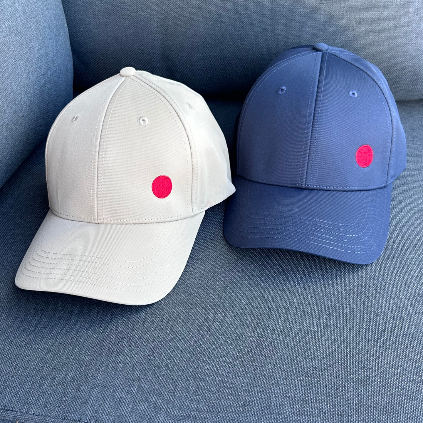 Caps