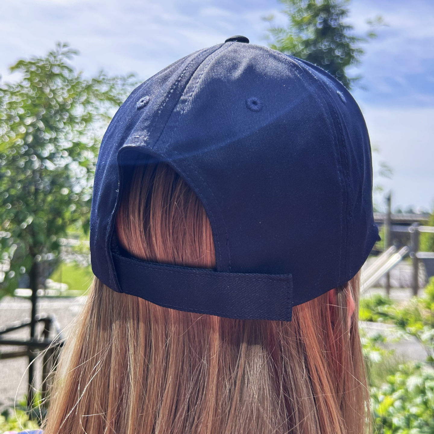 Caps